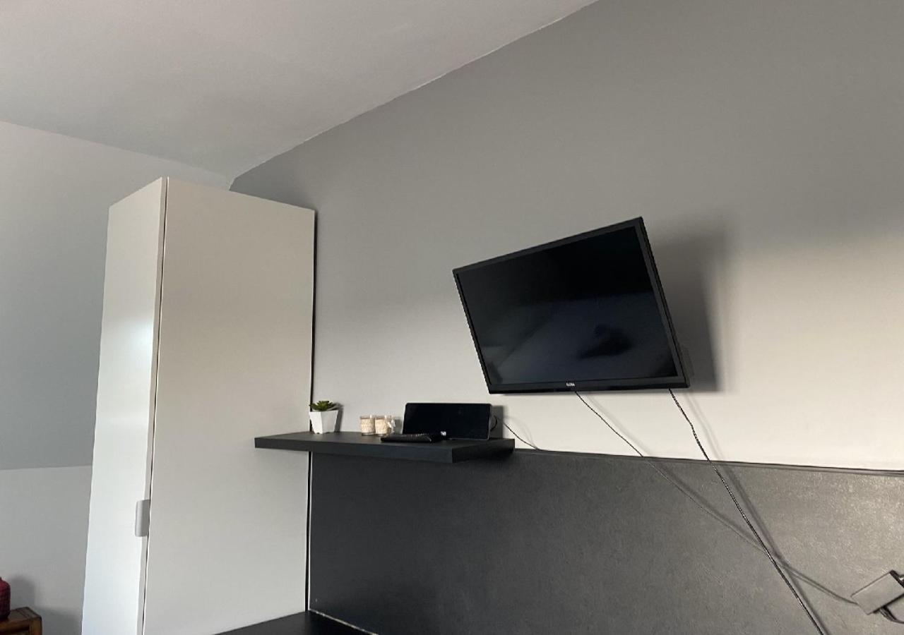 Jolie Studio 10Min Centre Ville Et 300M Quai De Seine Wifi 鲁昂 外观 照片